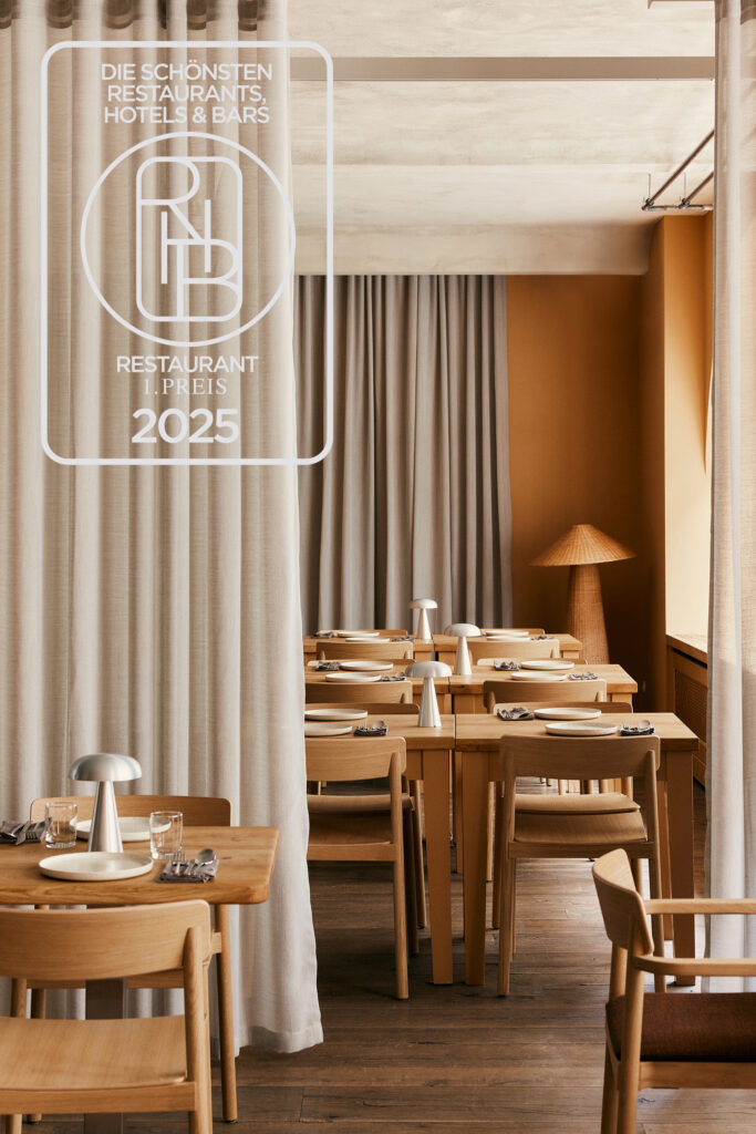Mumbai lounge at Authentikka Mitte restaurant in Hamburg - view 2